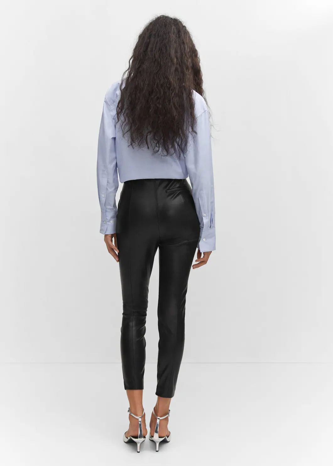 Leather-effect leggings with split hems